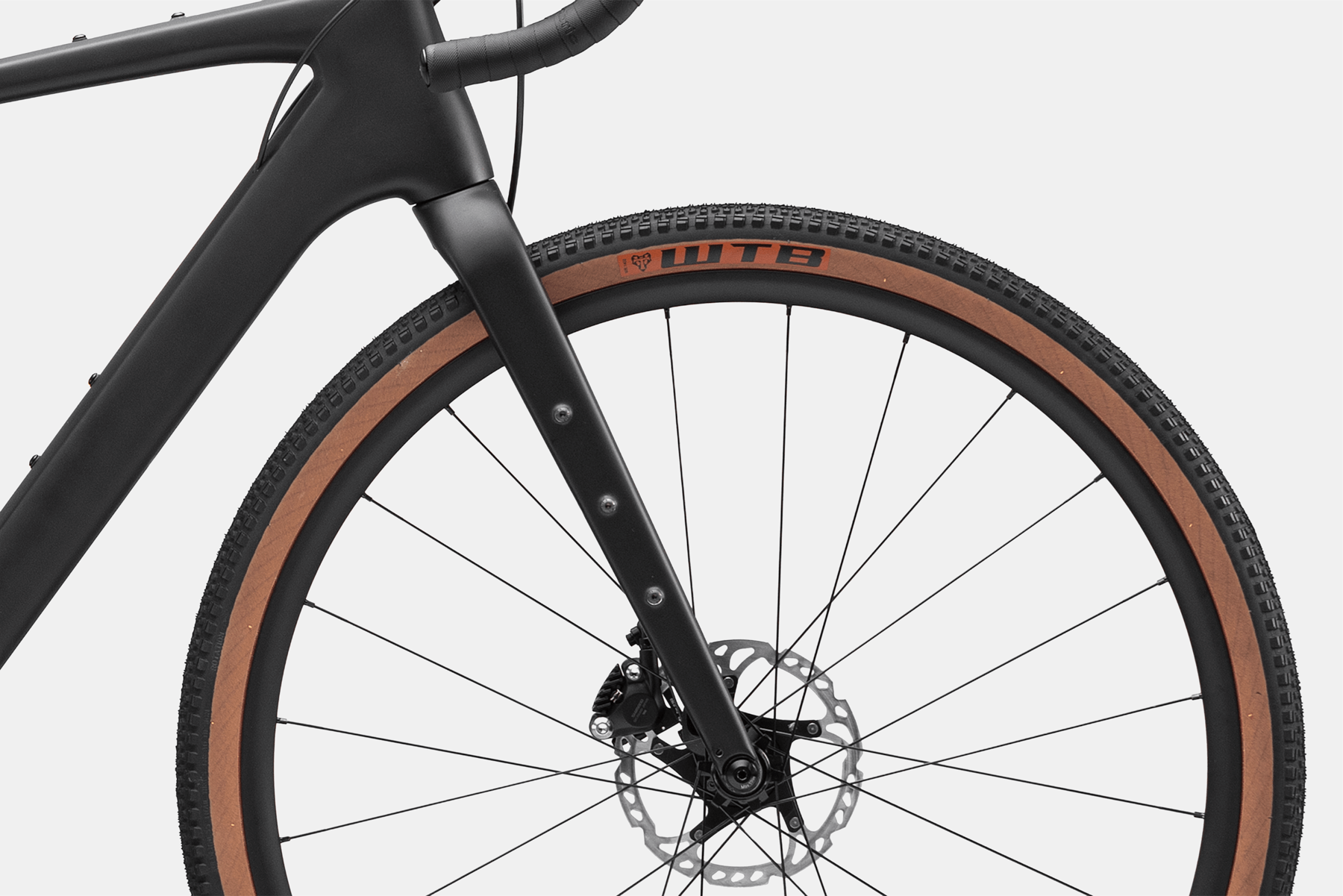 Bicicleta gravel con suspensión trasera, grupo Shimano GRX400 de 10 velocidades y ruedas WTB tubeless ready Bicicleta gravel con suspensión trasera, grupo Shimano GRX400 de 10 velocidades y ruedas WTB tubeless ready