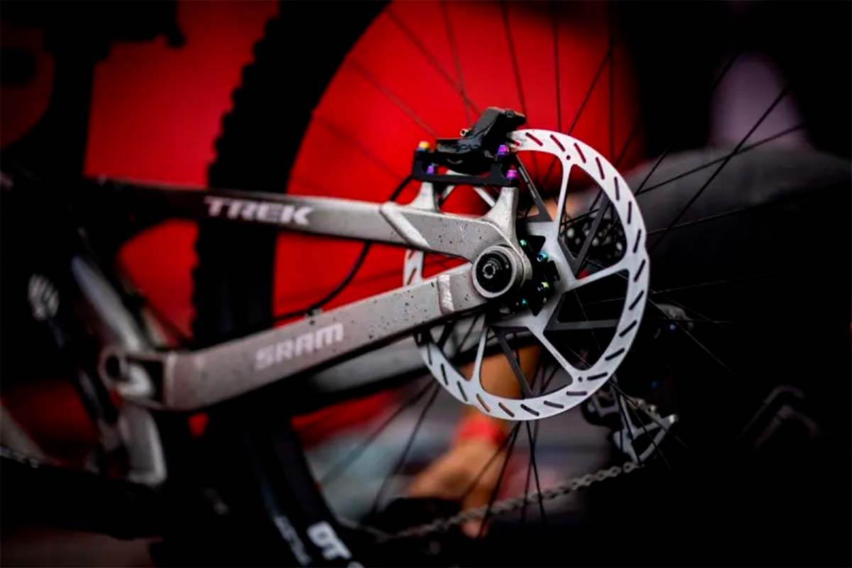 SRAM presenta los discos HS2 específicos para MTB, con reducción del ruido y mejor del calor T-Bikes Tienda de bicicletas y especializado
