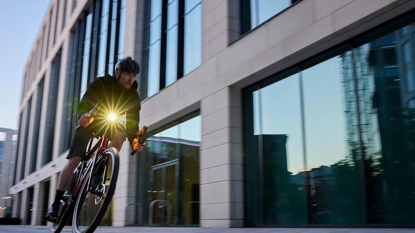Nuevas Luces Trek Commuter en T-Bikes Nuevas Luces Trek Commuter en T-Bikes
