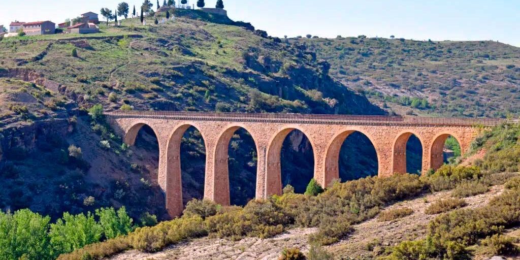 via-verde-ojos-negros-1 via verde ojos negros 1