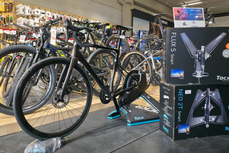 entreno-con-rodillos-inteligentes Entrena con Rodillos Inteligentes