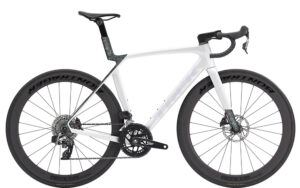 Trek Madone SL 6 AXS ML Gloss Crystal White/Matte Deep Smoke GEN 8