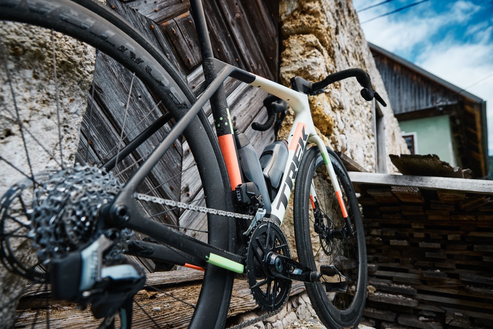 Nueva Trek Domane Carbon: la carretera vuelve a sentirse como carretera